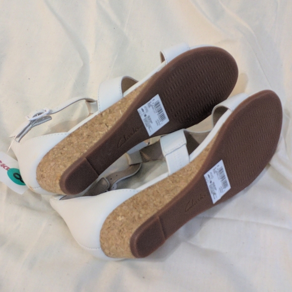 Sandals - Picture 6 of 8